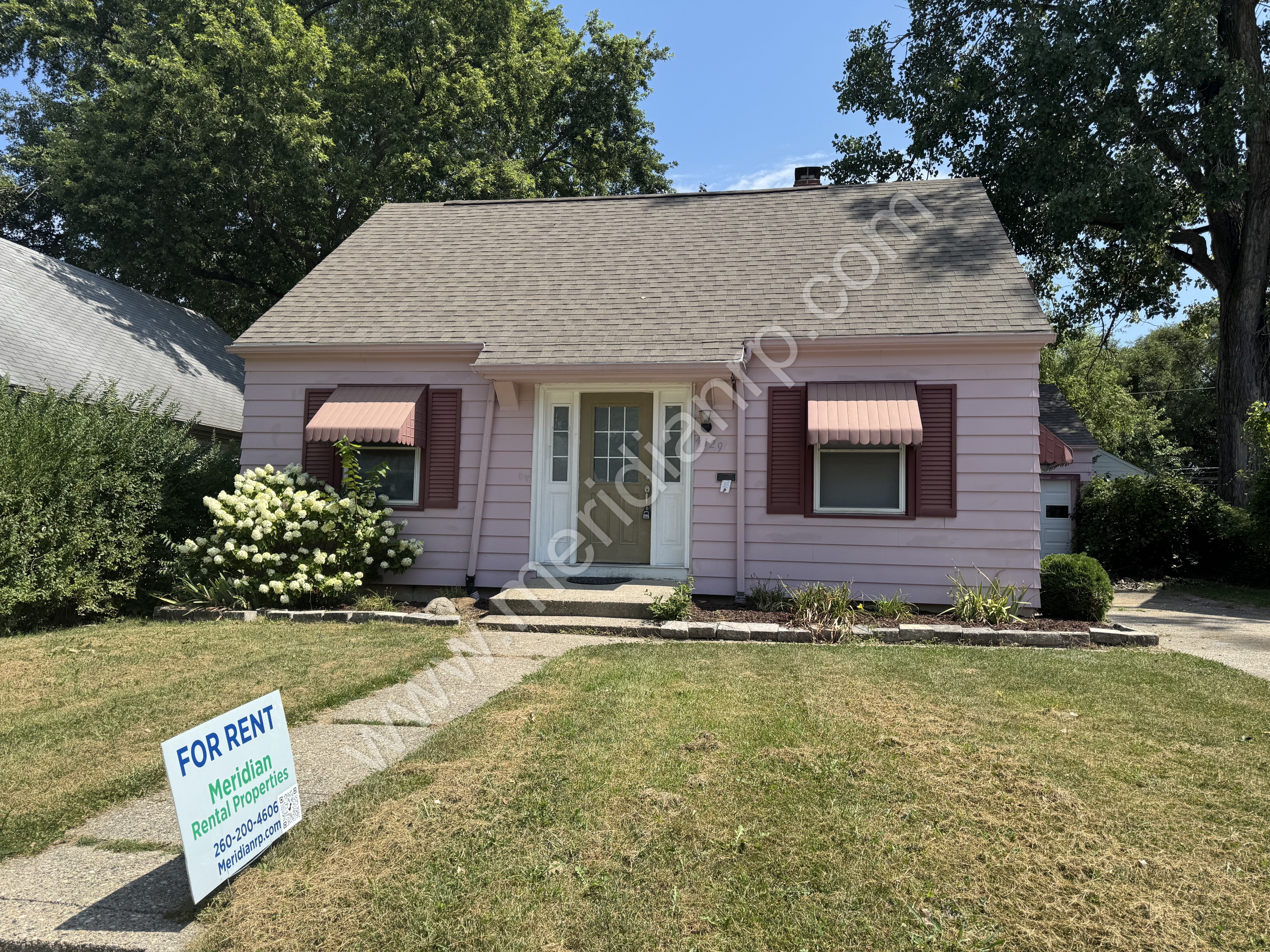 Property main image